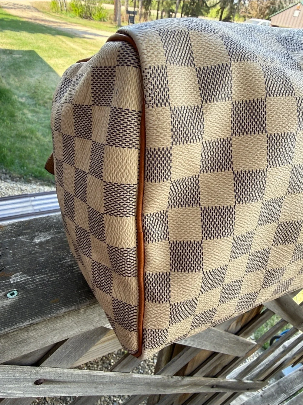 Louis Vuitton Damier Azur Speedy Satchel - Cream & Brown - Picture 10 of 16